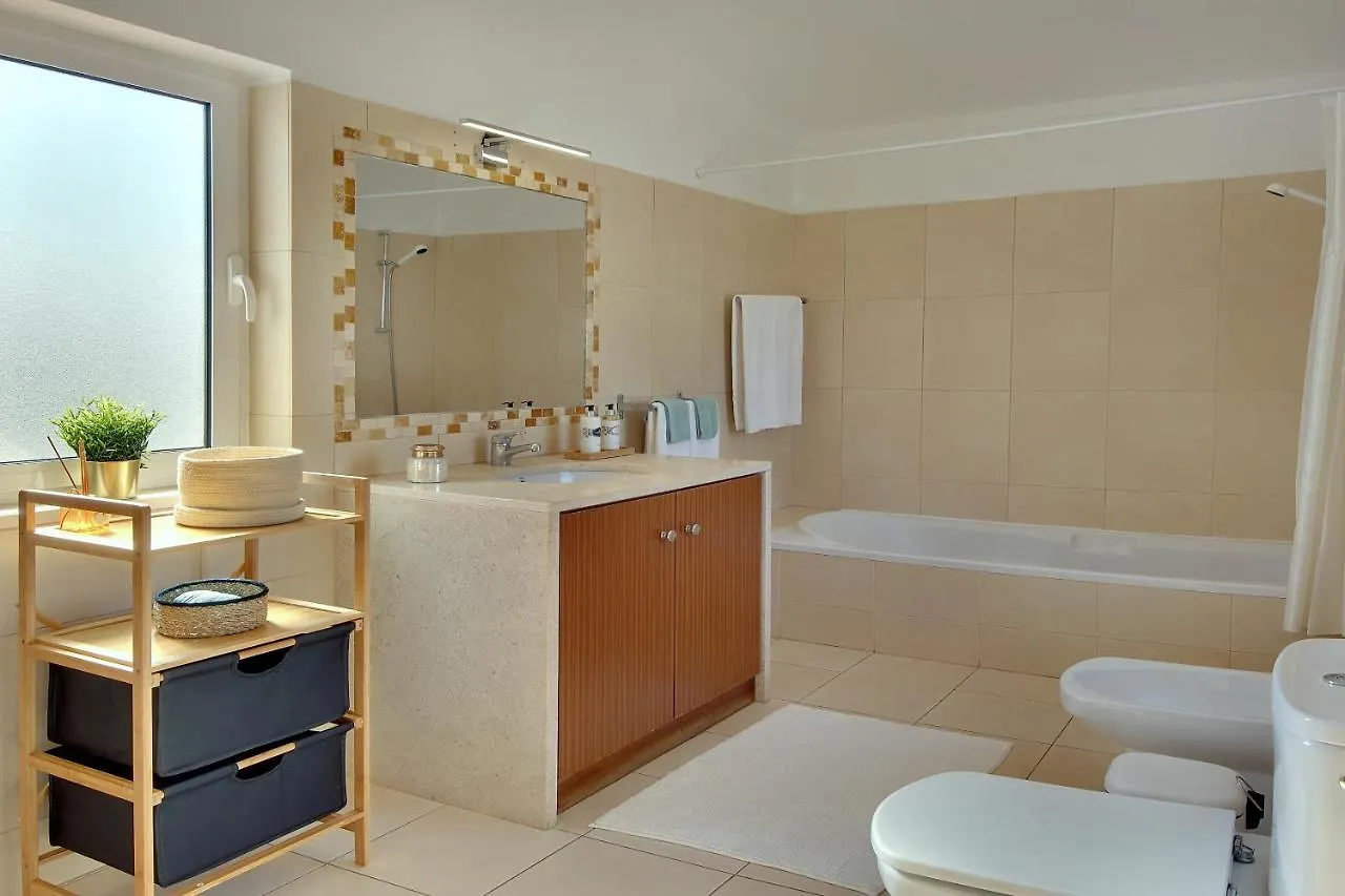Villa Francella- Relaxing Holidays In An Ideal Location By Dreamvillasalbufeira