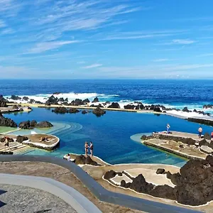 https://casa-mia-a-dream-spot-with-heated-pool.madeira-islandshotels.com
