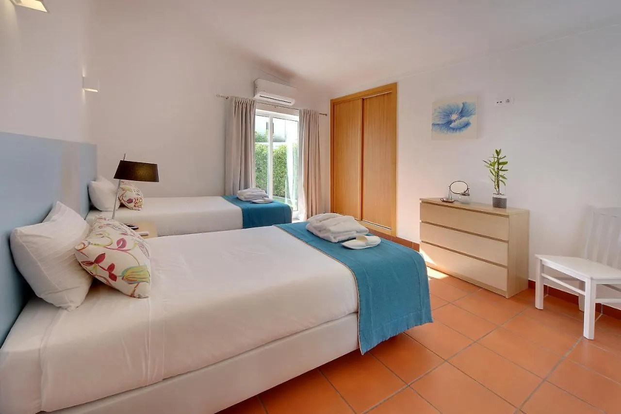 Villa Francella- Relaxing holidays in an ideal location Albufeira