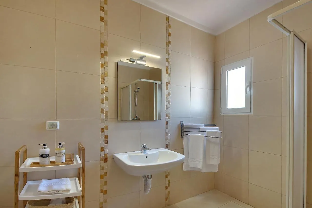 Villa Francella- Relaxing holidays in an ideal location Albufeira