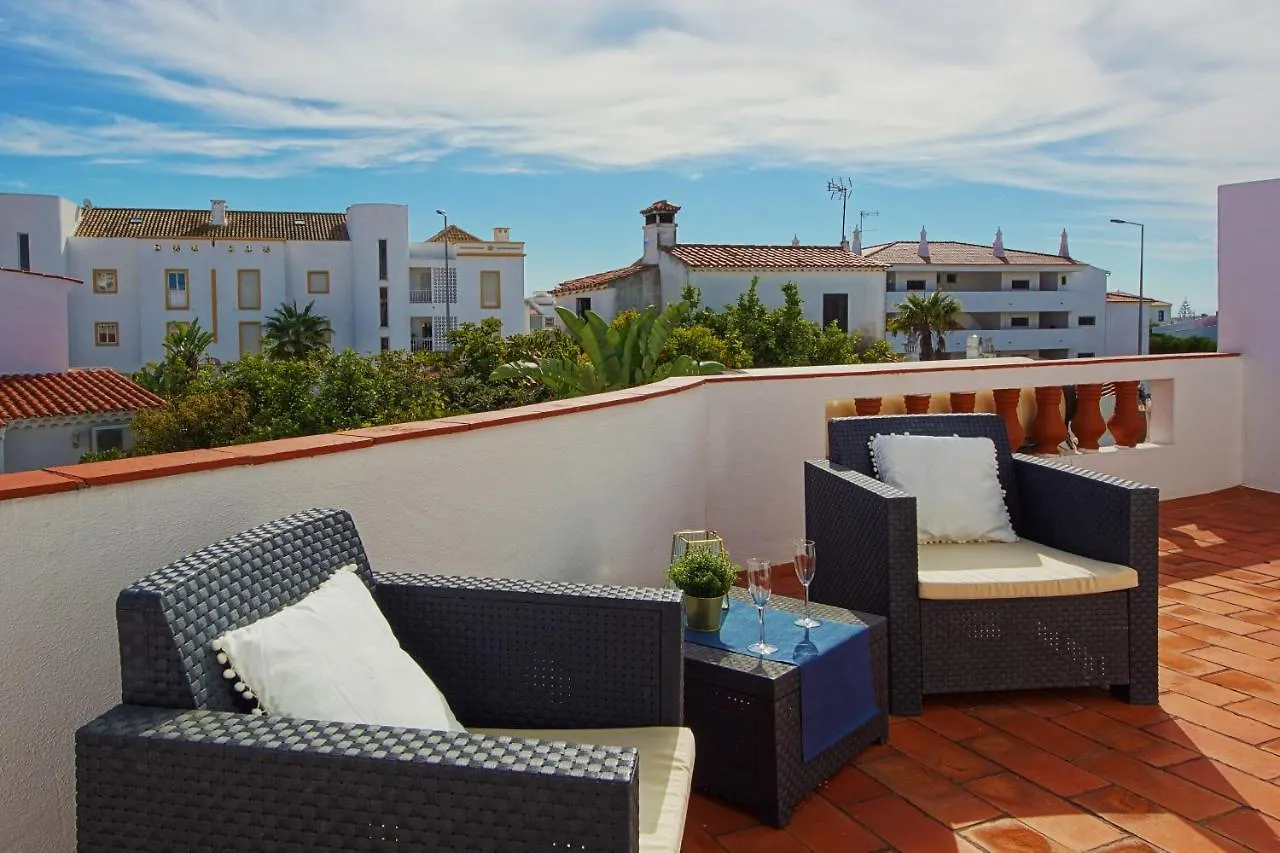 Villa Francella- Relaxing holidays in an ideal location Albufeira